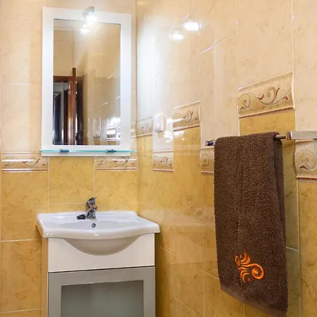 Moradia Borda D'agua נאזרה